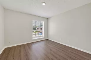 12200 Overbrook Ln, Houston, TX 77077 - Photo 11