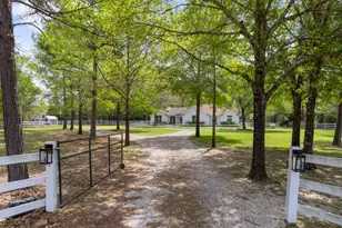 24953 Powers Ct, Montgomery, TX 77316 - Photo 3