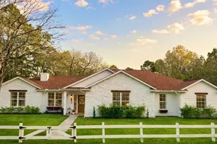 24953 Powers Ct, Montgomery, TX 77316 - Photo 1