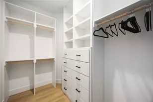 3323 Rogers St, Houston, TX 77022 - Photo 21