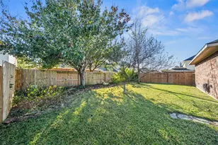 8815 Rollick Dr, Tomball, TX 77375 - Photo 27