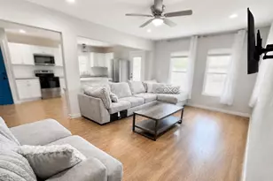 515 E Prairie Ave, Eagle Lake, TX 77434 - Photo 3