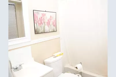 11552 Springshire Drive, Houston, TX 77066 - Photo 15