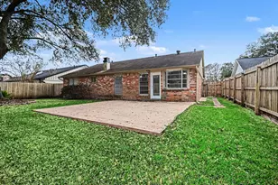 15727 Blackhawk Blvd, Friendswood, TX 77546 - Photo 21