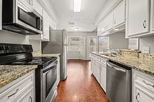 15727 Blackhawk Blvd, Friendswood, TX 77546 - Photo 13