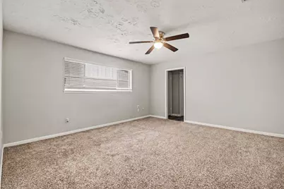 15727 Blackhawk Boulevard, Friendswood, TX 77546 - Photo 15