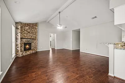 15727 Blackhawk Boulevard, Friendswood, TX 77546 - Photo 9