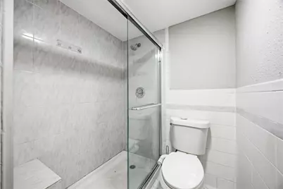 2100 Tanglewilde Street #631, Houston, TX 77063 - Photo 13