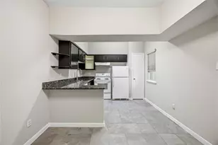 2100 Tanglewilde St, Houston, TX 77063 - Photo 3