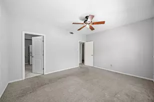 2100 Tanglewilde St, Houston, TX 77063 - Photo 11