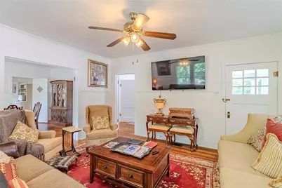 1707 S Day Street, Brenham, TX 77833 - Photo 15