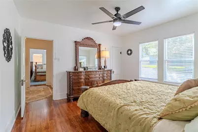 1707 S Day Street, Brenham, TX 77833 - Photo 11