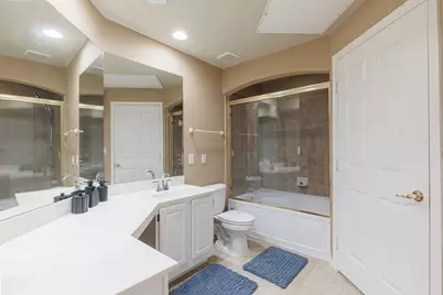 2400 McCue Road #348, Houston, TX 77056 - Photo 9