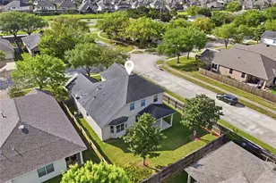 422 Abbey, League City, TX 77573 - Photo 29