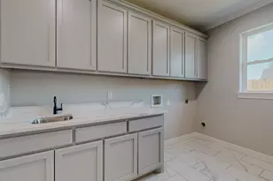 8360 Chappell Hill Dr, Beaumont, TX 77713 - Photo 21