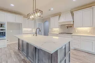 8360 Chappell Hill Dr, Beaumont, TX 77713 - Photo 1