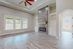8360 Chappell Hill Dr, Beaumont, TX 77713 - Photo 7