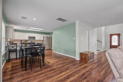 5006 Lockhart Drive, Pearland, TX 77584 - Photo 9