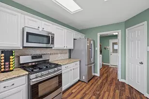 5006 Lockhart Dr, Pearland, TX 77584 - Photo 13