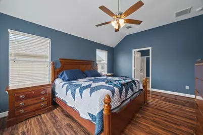 5006 Lockhart Drive, Pearland, TX 77584 - Photo 19