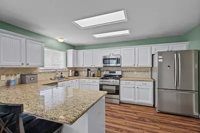 5006 Lockhart Drive, Pearland, TX 77584 - Photo 11