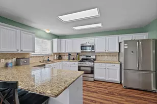 5006 Lockhart Dr, Pearland, TX 77584 - Photo 11