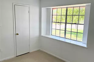 601 Northbend Dr, Baytown, TX 77521 - Photo 9