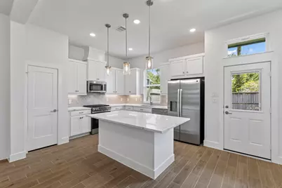 536 Red Cascade Trail, Willis, TX 77318 - Photo 9
