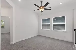 536 Red Cascade Trl, Willis, TX 77318 - Photo 15