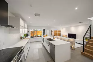 258 Sentry Maple Pl, The Woodlands, TX 77382 - Photo 5