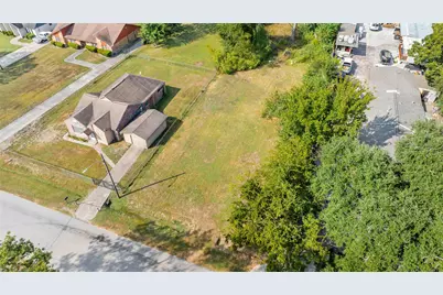 2018 Dewalt Street, Houston, TX 77088 - Photo 7