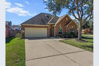 2201 Lilyglen Court Court, League City, TX 77573 - Photo 3