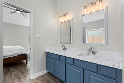 2201 Lilyglen Court Court, League City, TX 77573 - Photo 9