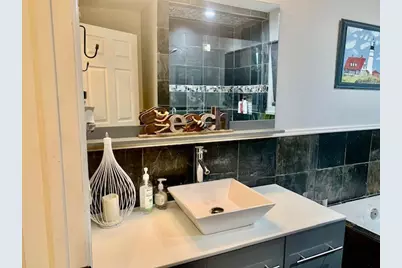 1114 Bayou Circle, Galveston, TX 77551 - Photo 9