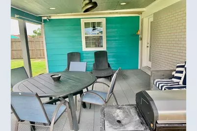 1114 Bayou Circle, Galveston, TX 77551 - Photo 19