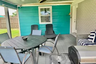 1114 Bayou Cir, Galveston, TX 77551 - Photo 19