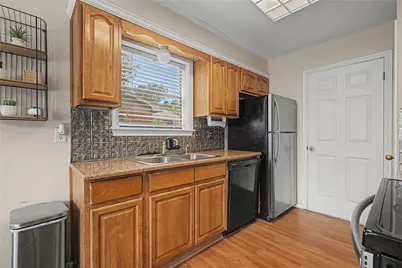 3013 Pierre Place, College Station, TX 77845 - Photo 9