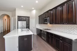 2107 Blossomcrown Dr, Katy, TX 77494 - Photo 11