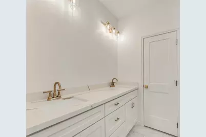 1800 Brookhaven Street, Bryan, TX 77803 - Photo 13