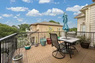 2041 W 14th 1/2 St, Houston, TX 77008 - Photo 5