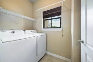 2041 W 14th 1/2 St, Houston, TX 77008 - Photo 29