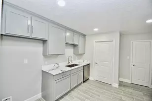 734 Hambrick Ct, Houston, TX 77060 - Photo 9