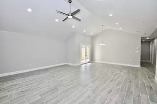 734 Hambrick Ct, Houston, TX 77060 - Photo 3