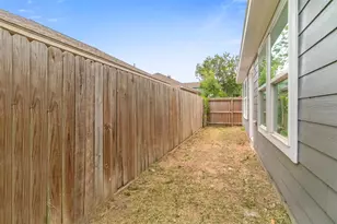 7929 Ritz St, Houston, TX 77028 - Photo 23