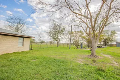 12617 Fm 1887 Road, Hempstead, TX 77445 - Photo 23