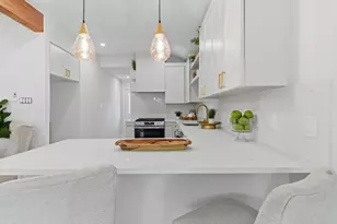 5002 Park Dr, Houston, TX 77023 - Photo 9
