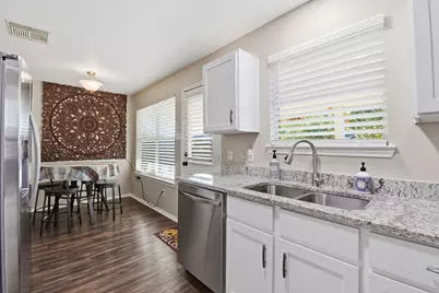 9519 Maple Green Lane, Houston, TX 77044 - Photo 11