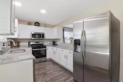 9519 Maple Green Lane, Houston, TX 77044 - Photo 7