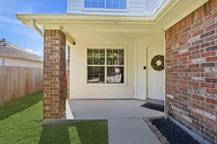 9519 Maple Green Ln, Houston, TX 77044 - Photo 5