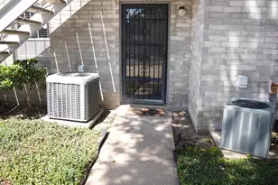 10839 Braes Bend, Houston, TX 77071 - Photo 5